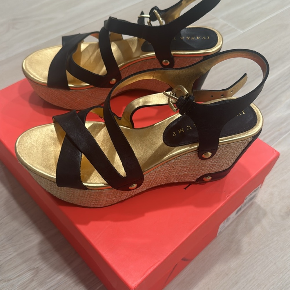 Ivanka Trump wedges - Picture 2 of 3
